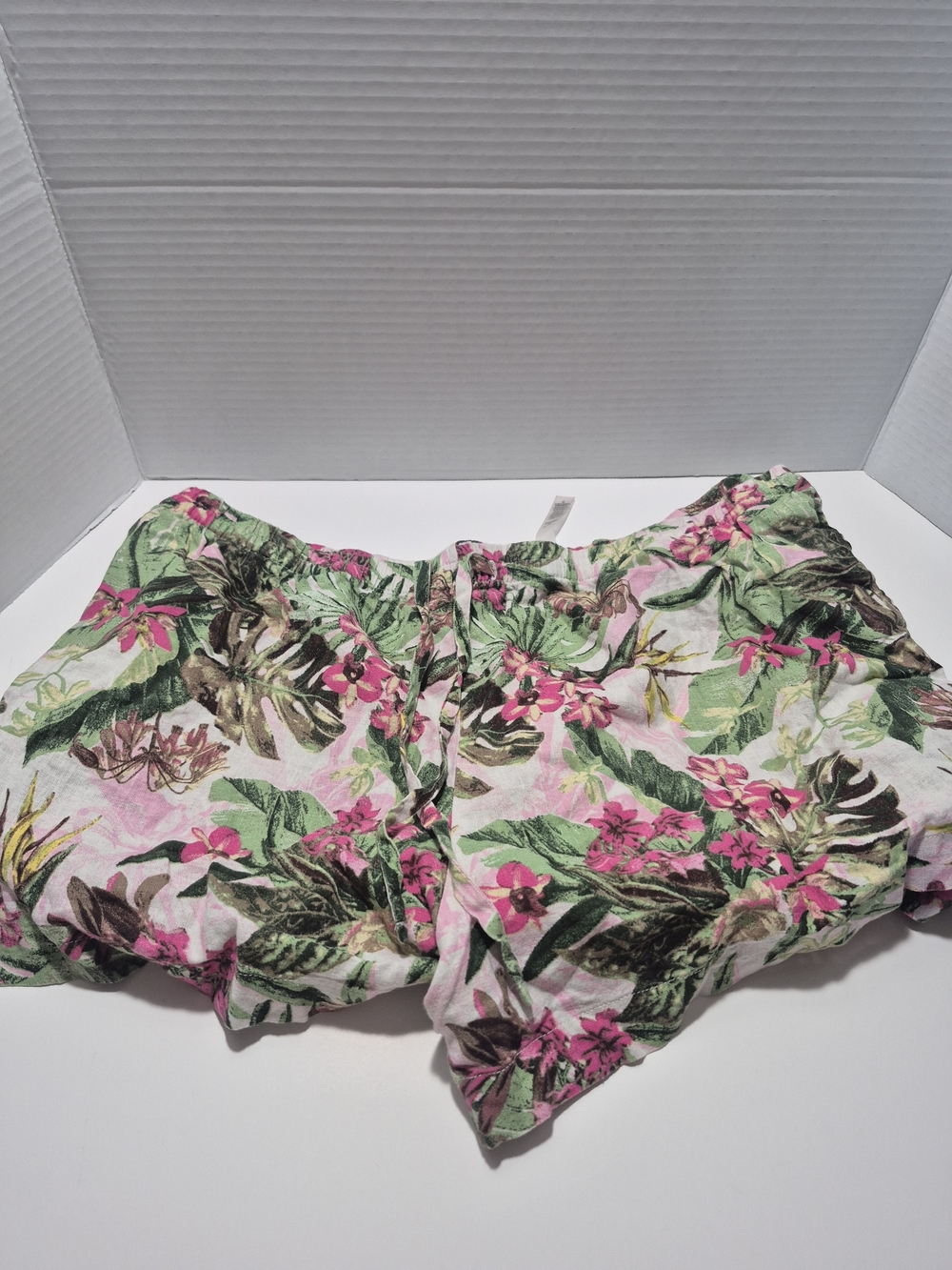 Victoria's Secret Pink & Green Tropical Floral Shorts